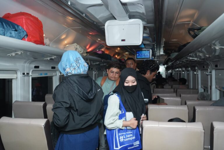 40.678-Tempat-Duduk-Tersedia-1-10