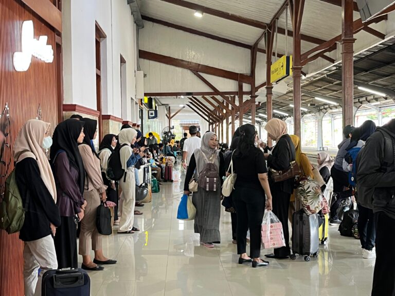 40.678-Tempat-Duduk-Tersedia-3-10
